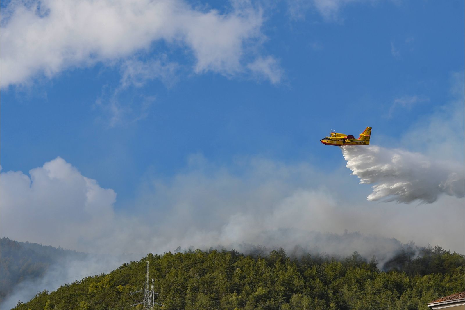 Canadair-1