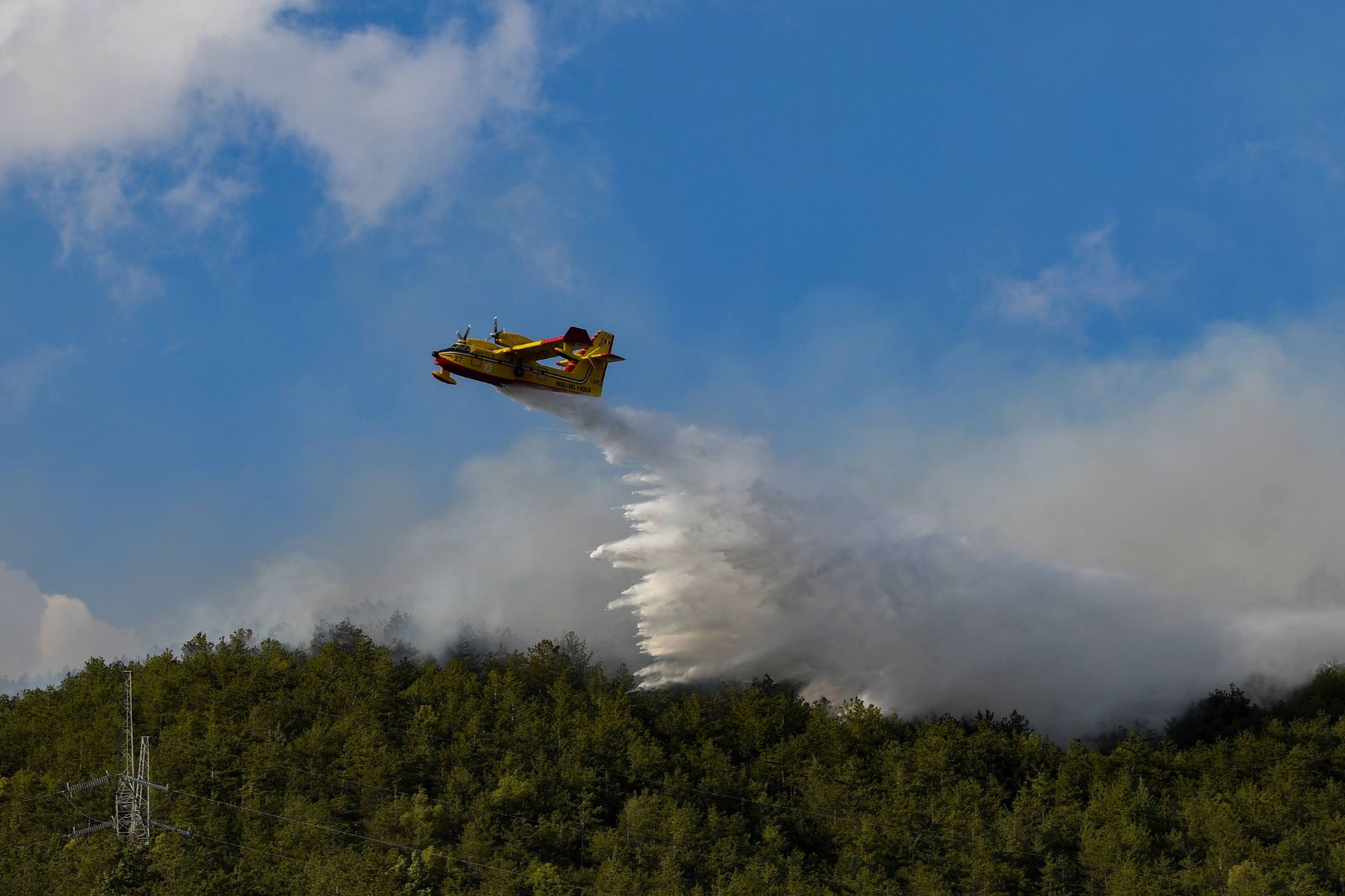 Canadair-2