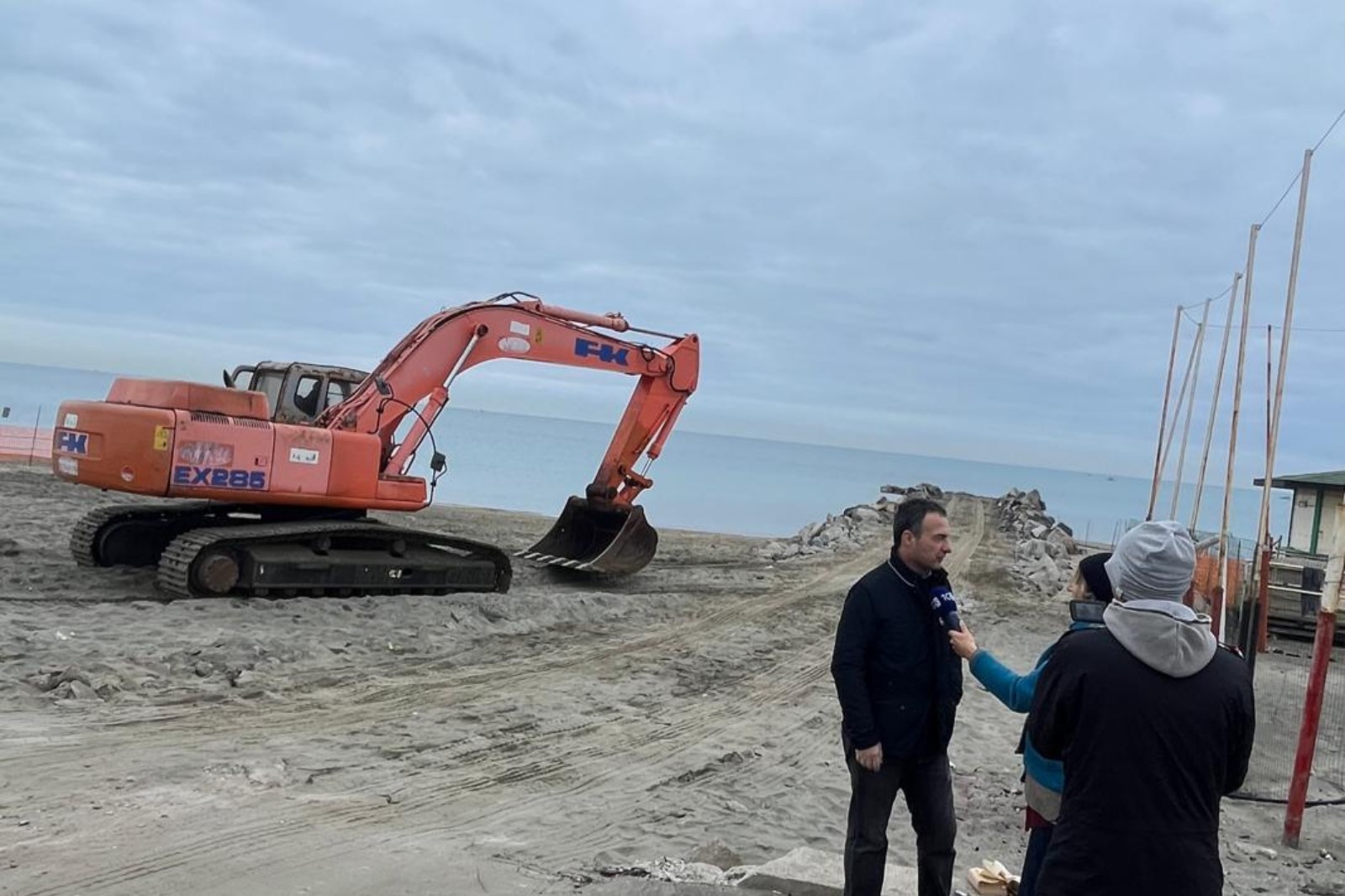 Ostia centro-barriera-protezione