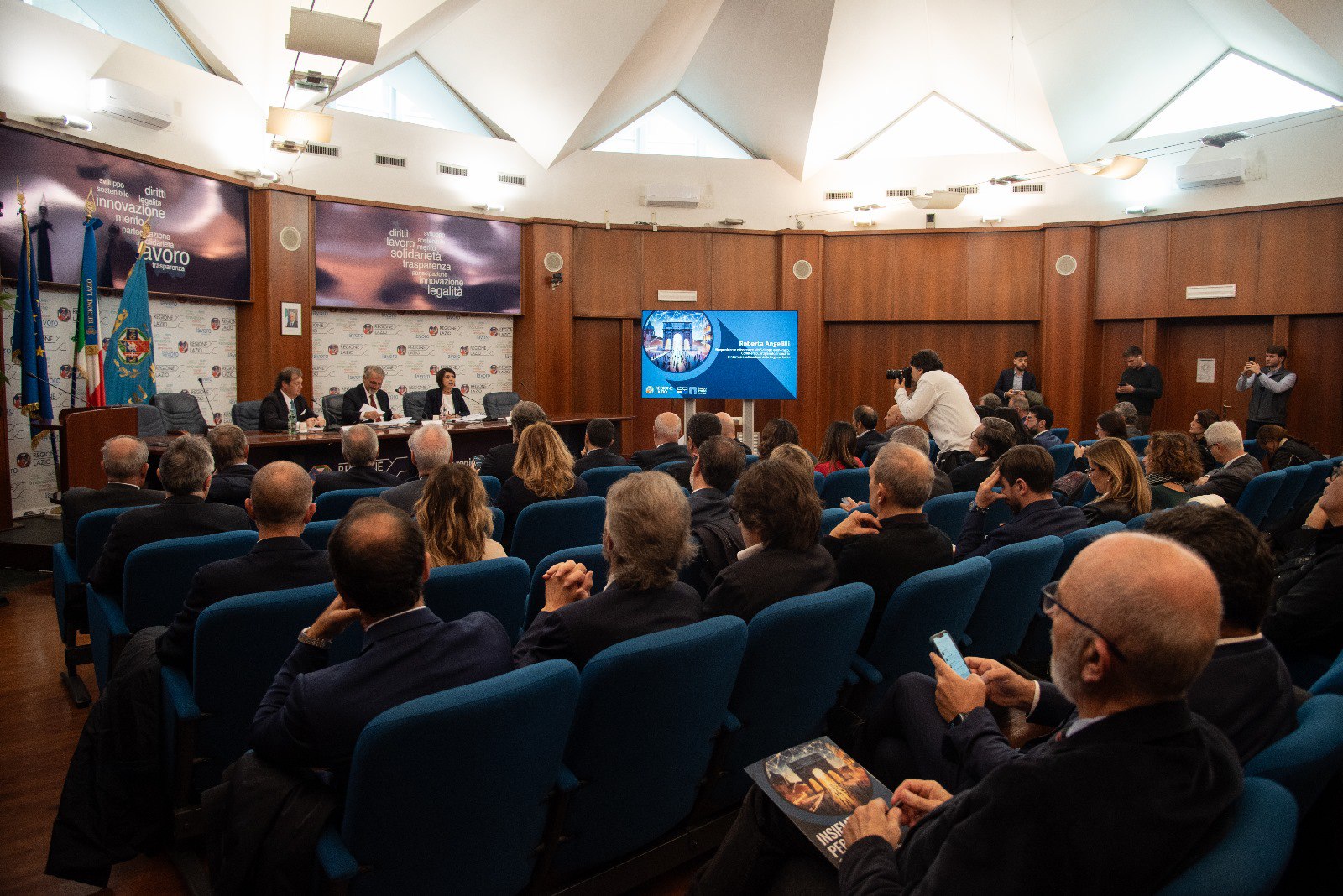 Un momento della conferenza stampa