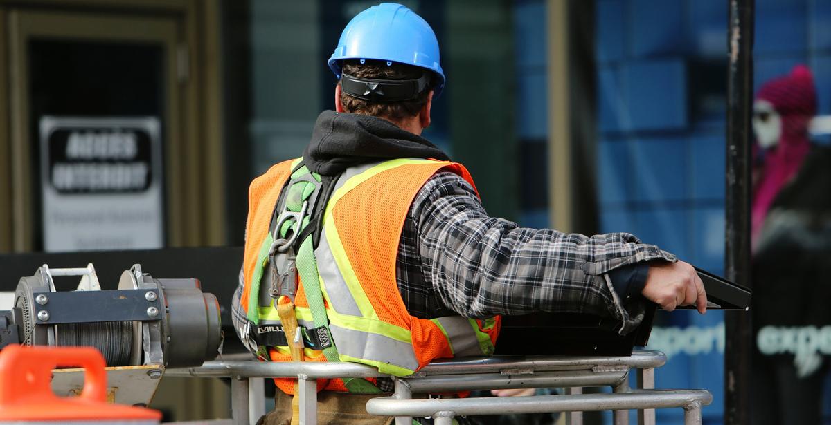 Operaio edile - Fonte: pixabay.com Credit: Life-Of-Pix