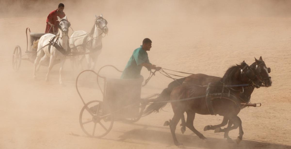 Rievocazione corsa delle bighe - Foto di Jamie Brown da Pixabay