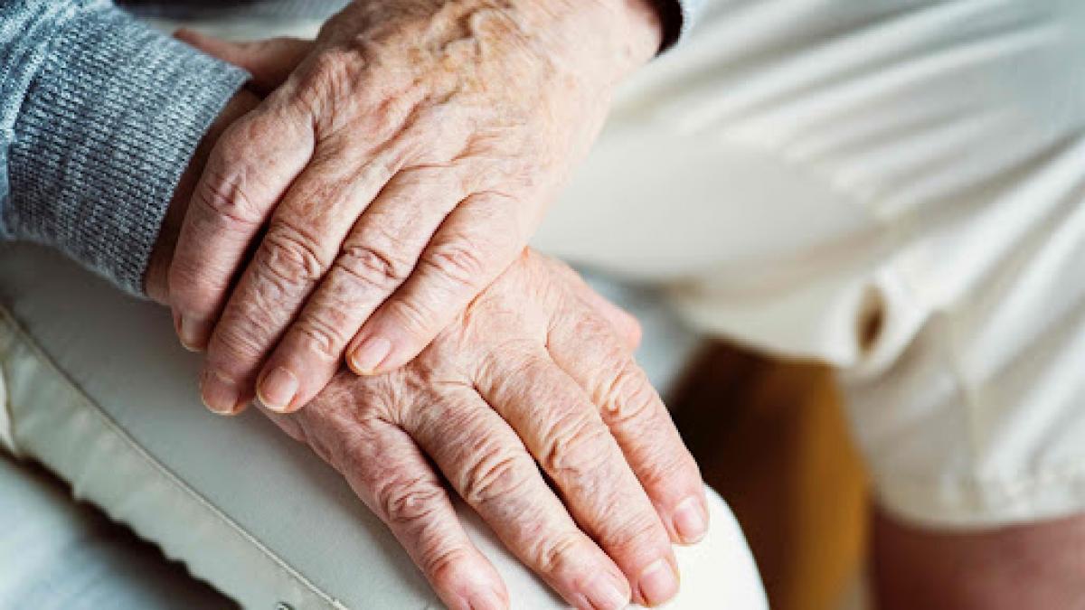 sociale: 6mln per riconoscimento caregiver familiare