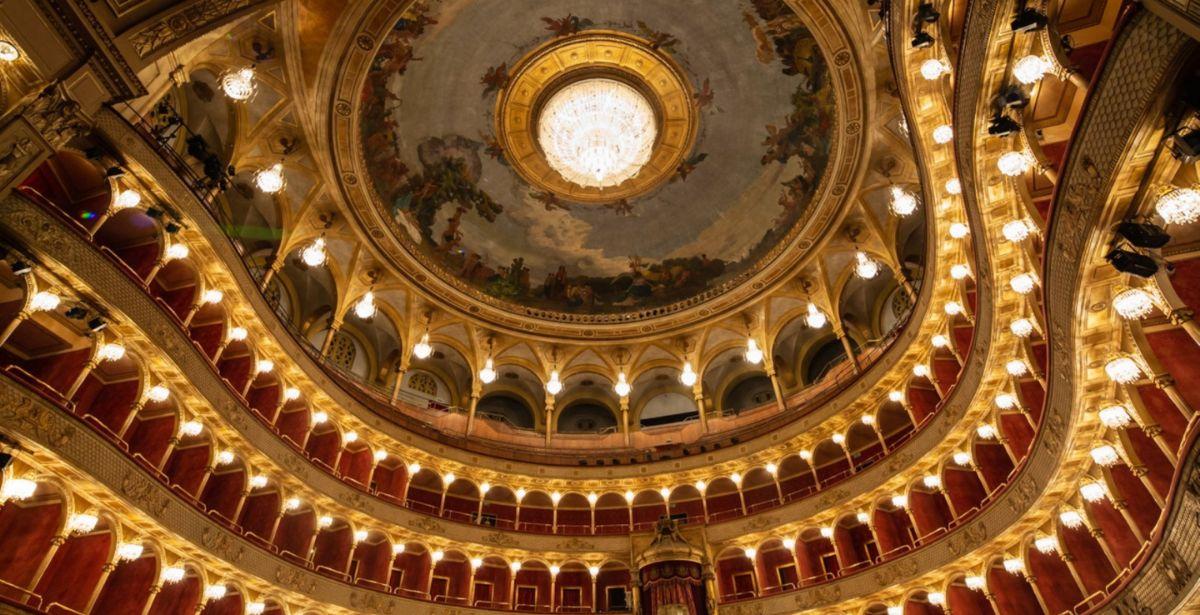 Spettacolo-teatro