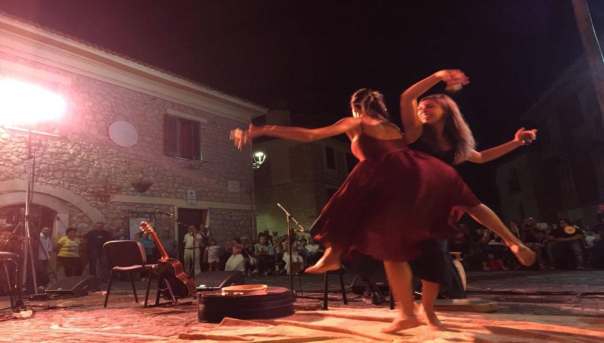 Festival-folk-2025