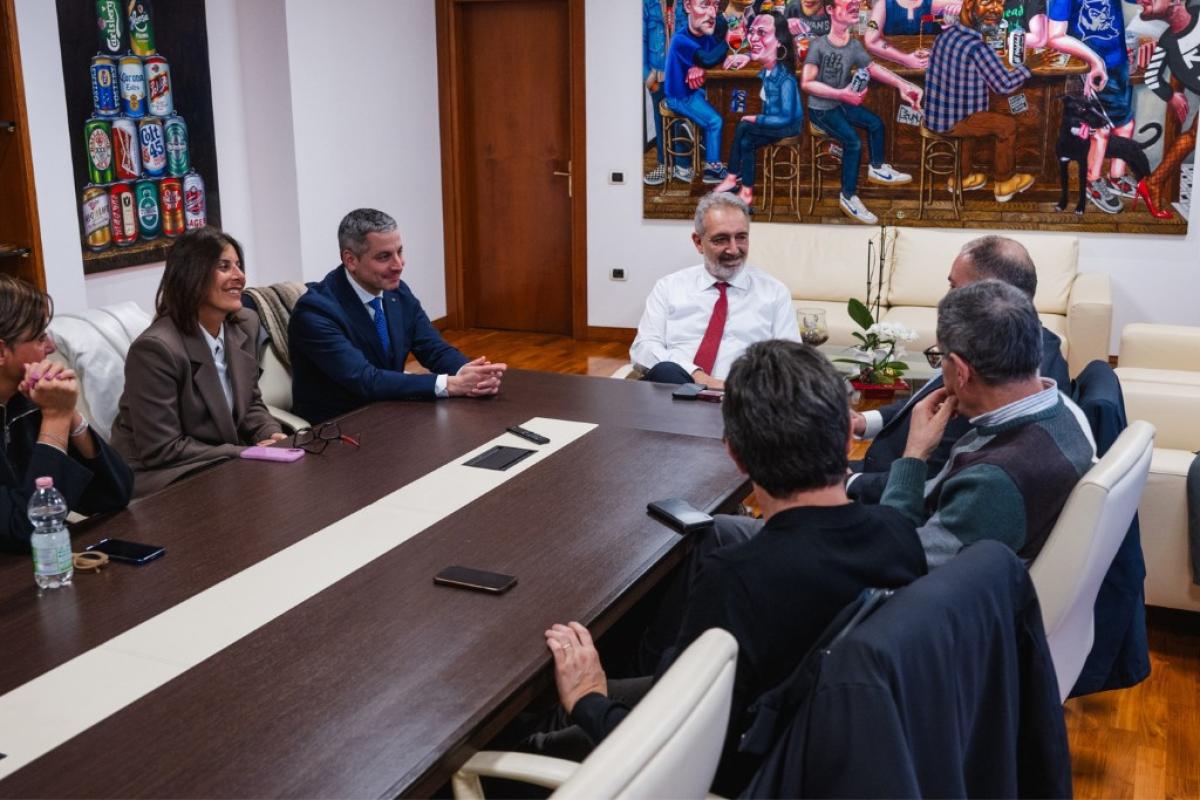 contrasto insediamenti irregolari